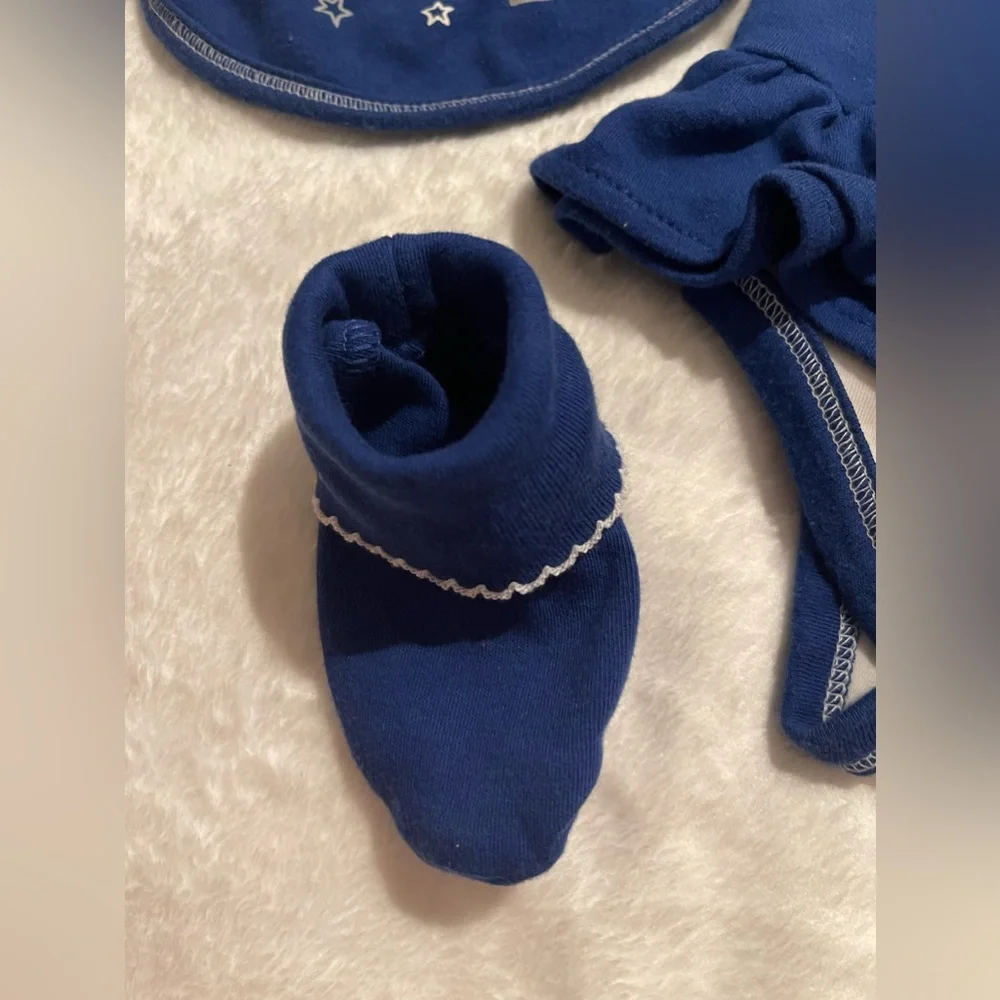 L.A Dodgers Baby Girl Onesie Bib & Booties - Picture 4 of 9